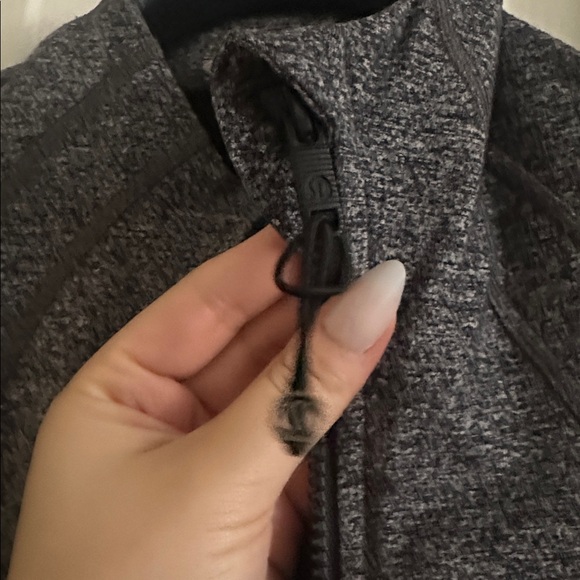 Lululemon define jacket - Picture 2 of 4